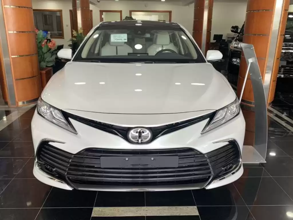 جديدة Toyota Camry للبيع في الدوحة #13163 - 1  صورة 